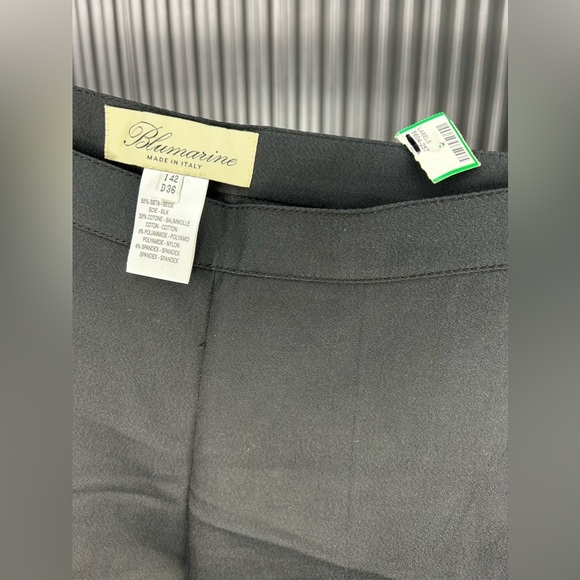 Women’s NWT Blumarine Designer Black Silk Cotton Cropped Pants Size IT 42 US 6 - Picture 3 of 3